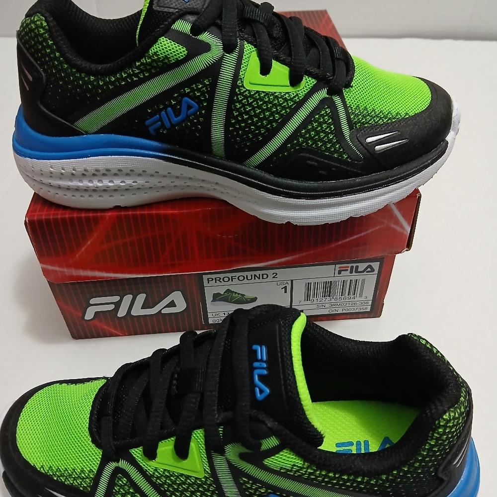 Fila  Kids Sneakers - Black and Green Size 1 - Picture 7 of 10